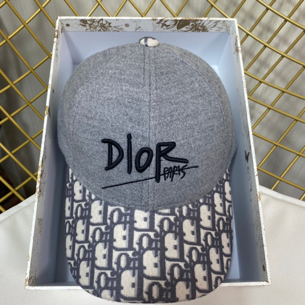 Vintage Oblique Wool Baseball Cap | Luxury Designer Hat