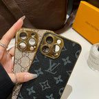 Custodia per iPhone monogramma classica di lusso con bordi placcati in oro