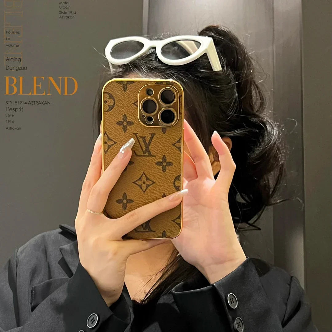 Πολυτελής Κλασική θήκη iPhone με μονόγραμμα με ηλεκτρολυμένες χρυσές άκρες