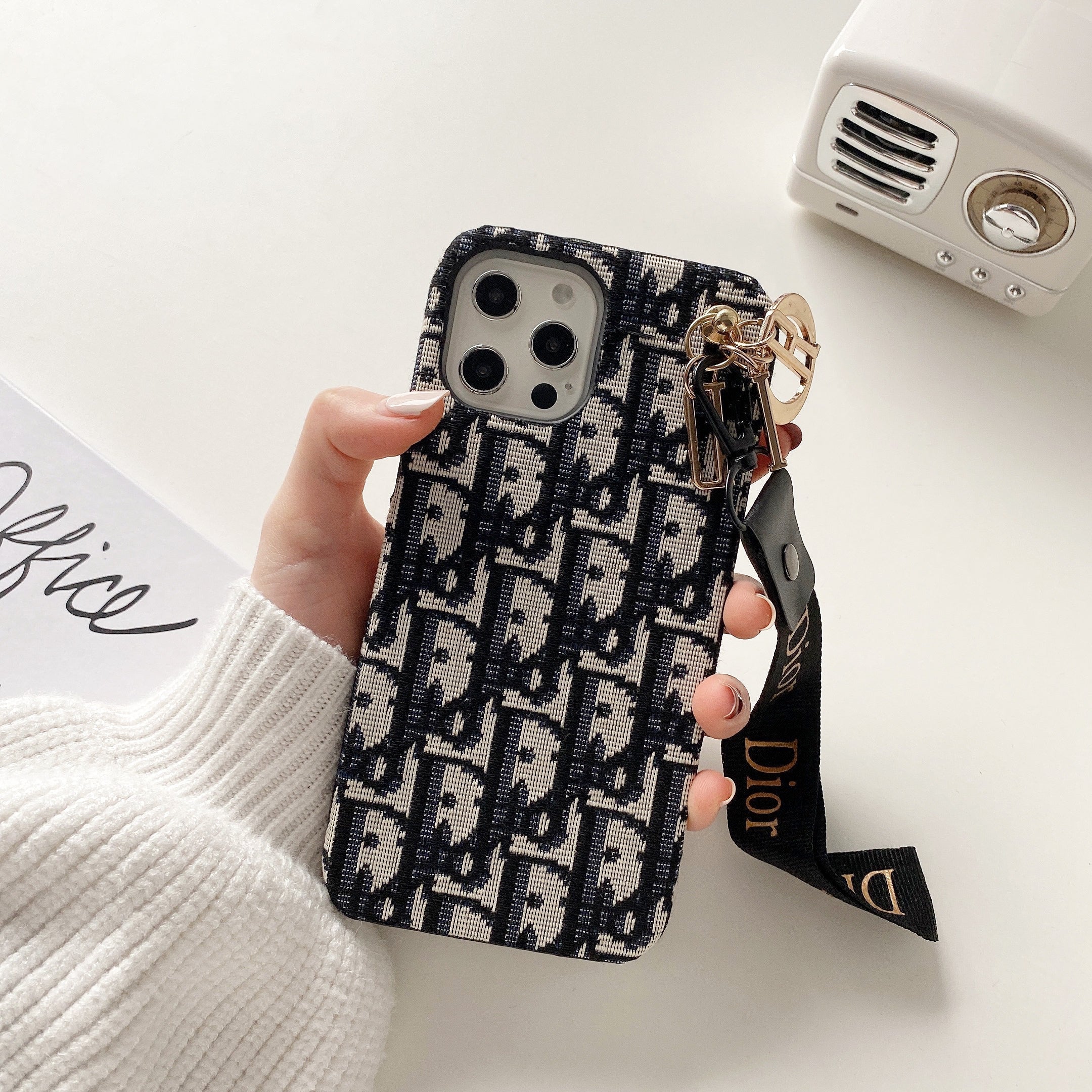 Étui tendance pour iPhone avec sangle Noir-GS240315