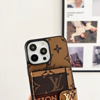 Κλασική καφέ θήκη για iPhone με αλυσίδα πολυτελείας