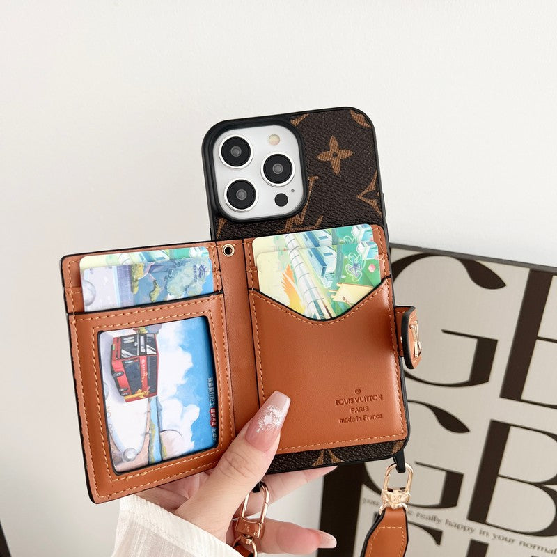 Κλασική καφέ θήκη για iPhone με αλυσίδα πολυτελείας
