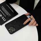 Luxuriöse iPhone-Hülle aus farbigem Leder