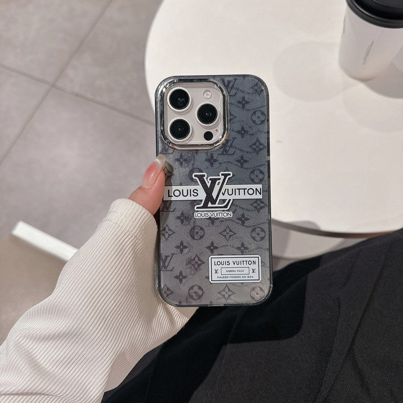 ラグジュアリーブラックiPhoneケース