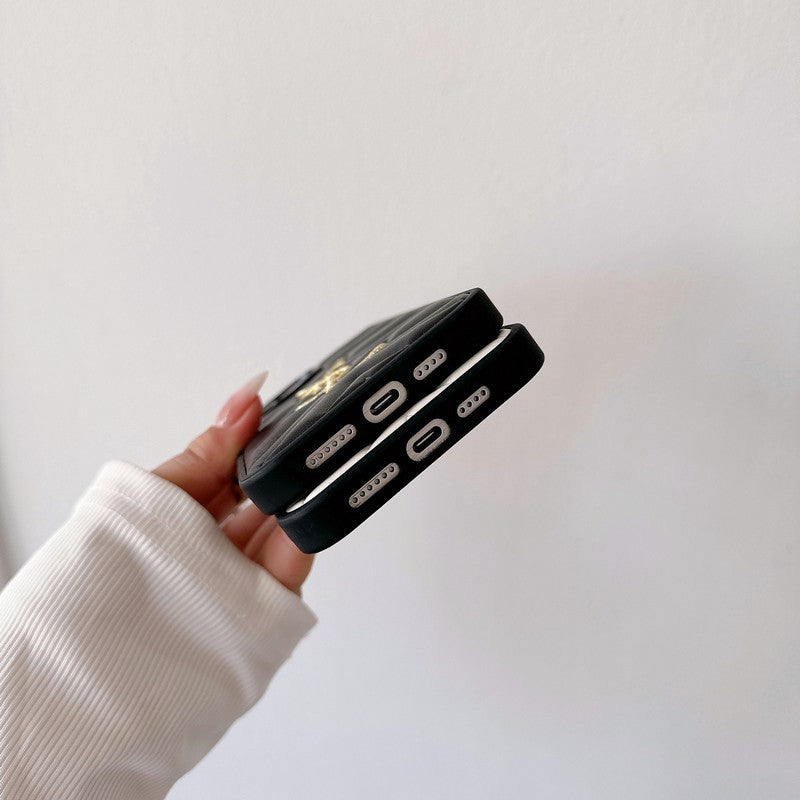 Saint Black & Białe skórzane etui na iPhone'a
