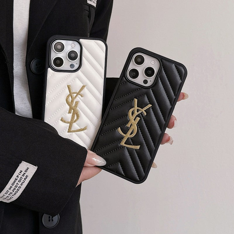 Saint Black & Białe skórzane etui na iPhone'a