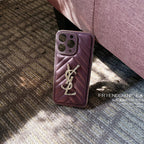 Skórzane etui na iPhone'a w kolorze Saint Color