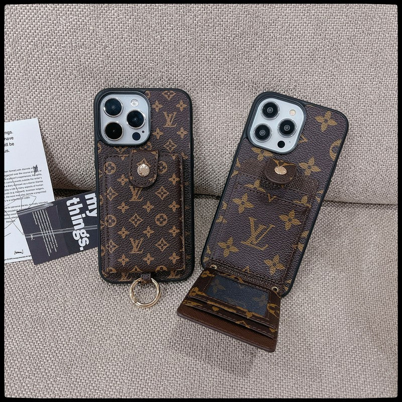 Luxuriöse iPhone-Hülle mit Kartenetui in klassischer Farbe