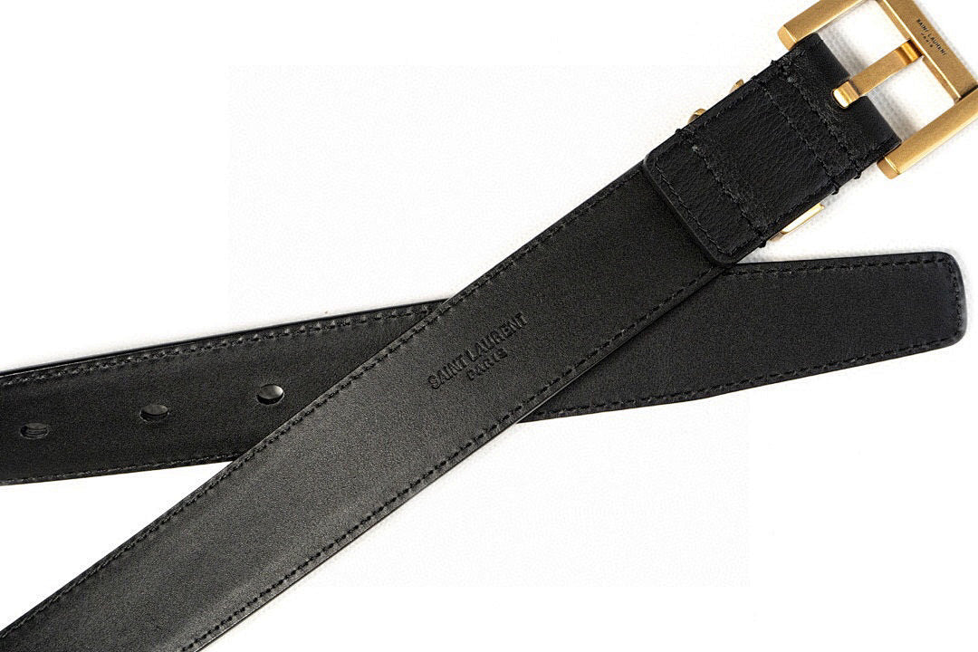 Elegant Classic Women's Belt