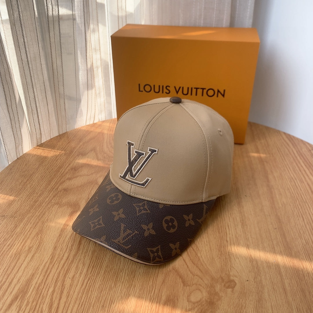 Luxury Embroidered PU Patchwork Baseball Cap