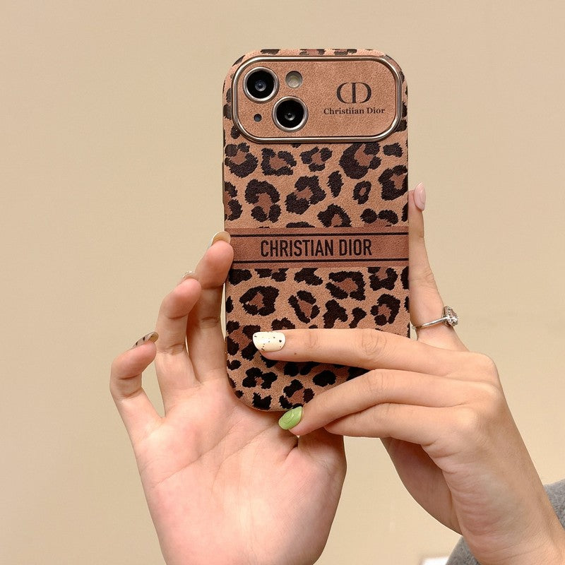 Capa para iPhone em couro marrom fashion