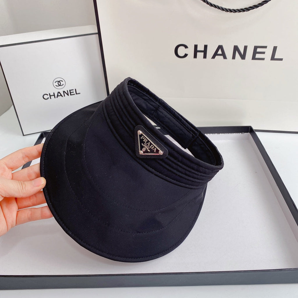 Luxury Fashion Sun Visor Triangle Logo Open Top