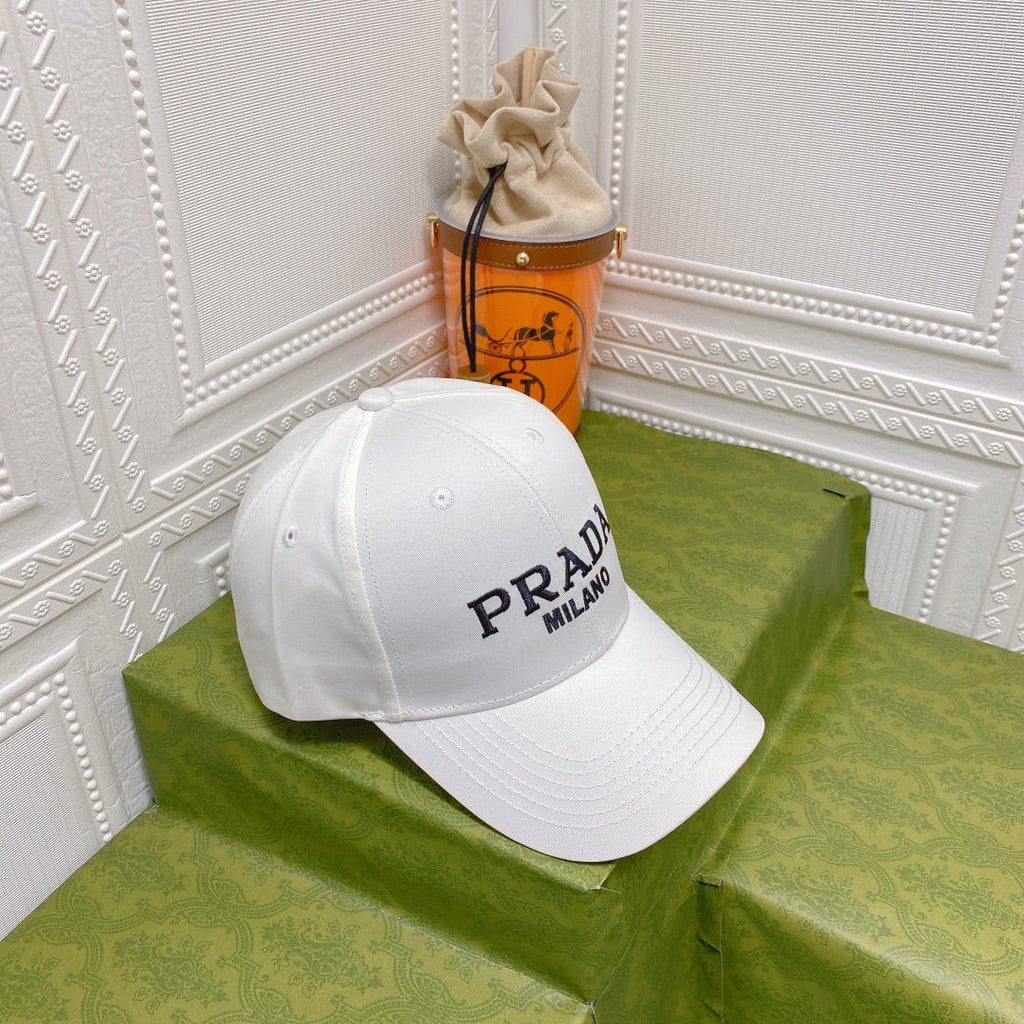 Luxury Fashion Embroidered Baseball Cap for Men & Women