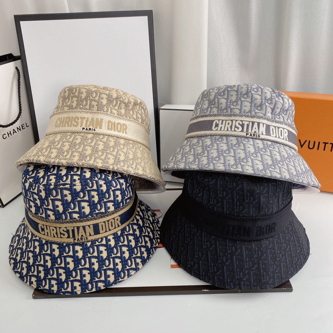 Vintage Oblique Logo Jacquard Bucket Hat for Men & Women