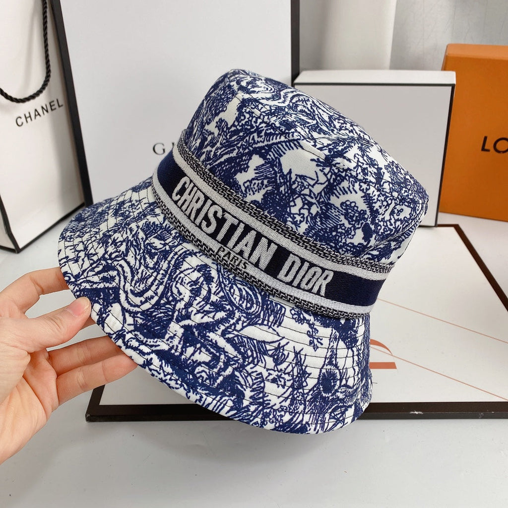 Classic Vintage Embroidered Webbing Pattern Bucket Hat