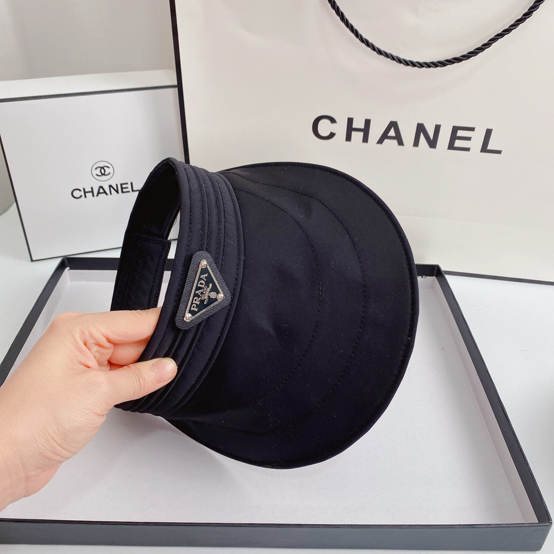 Luxury Fashion Sun Visor Triangle Logo Open Top