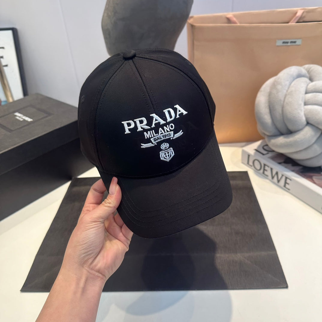 Luxury FashionRe-Nylon Baseball Cap for Men & Women
