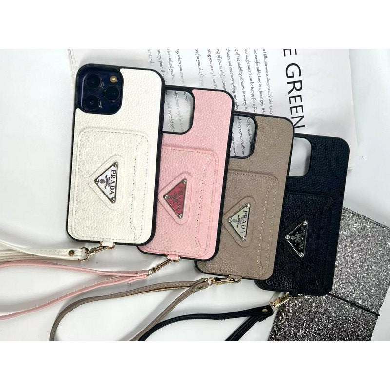 Luxuriöse iPhone-Hülle mit Kartenetui in vier Farben