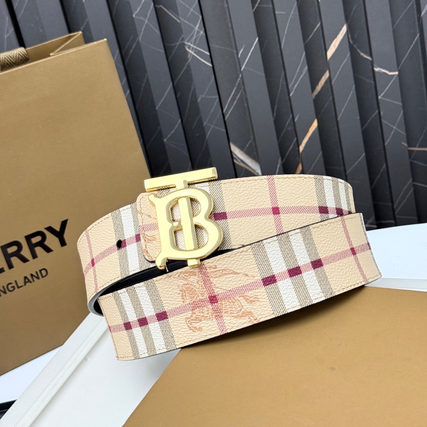 Men‘s Leather Belt TB Monogram Buckle / Check Pattern