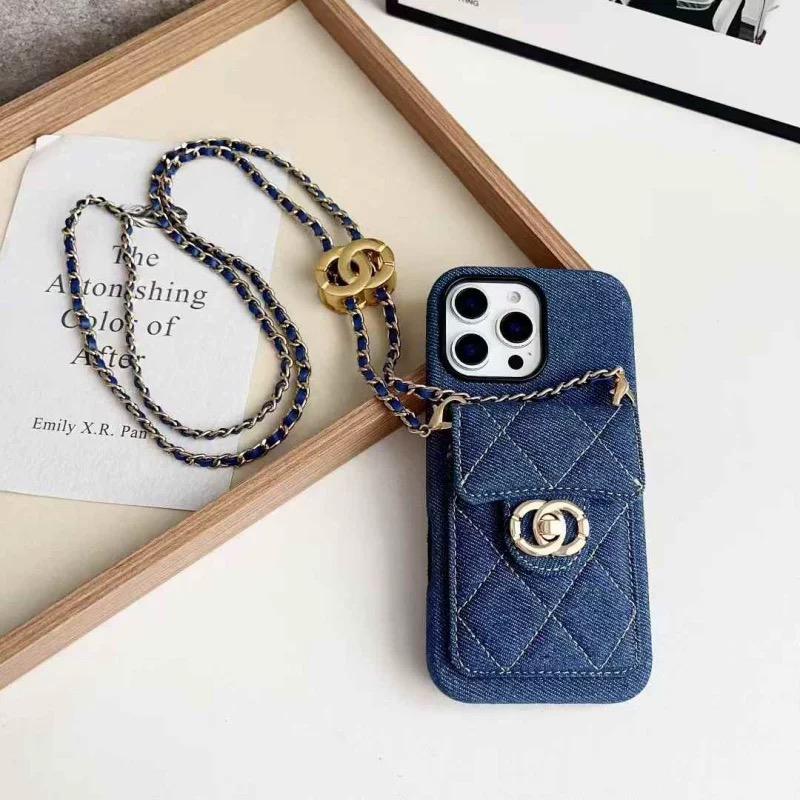 Καπιτονέ χιαστί για iPhone με λουράκι αλυσίδας & Τσέπη για κάρτα