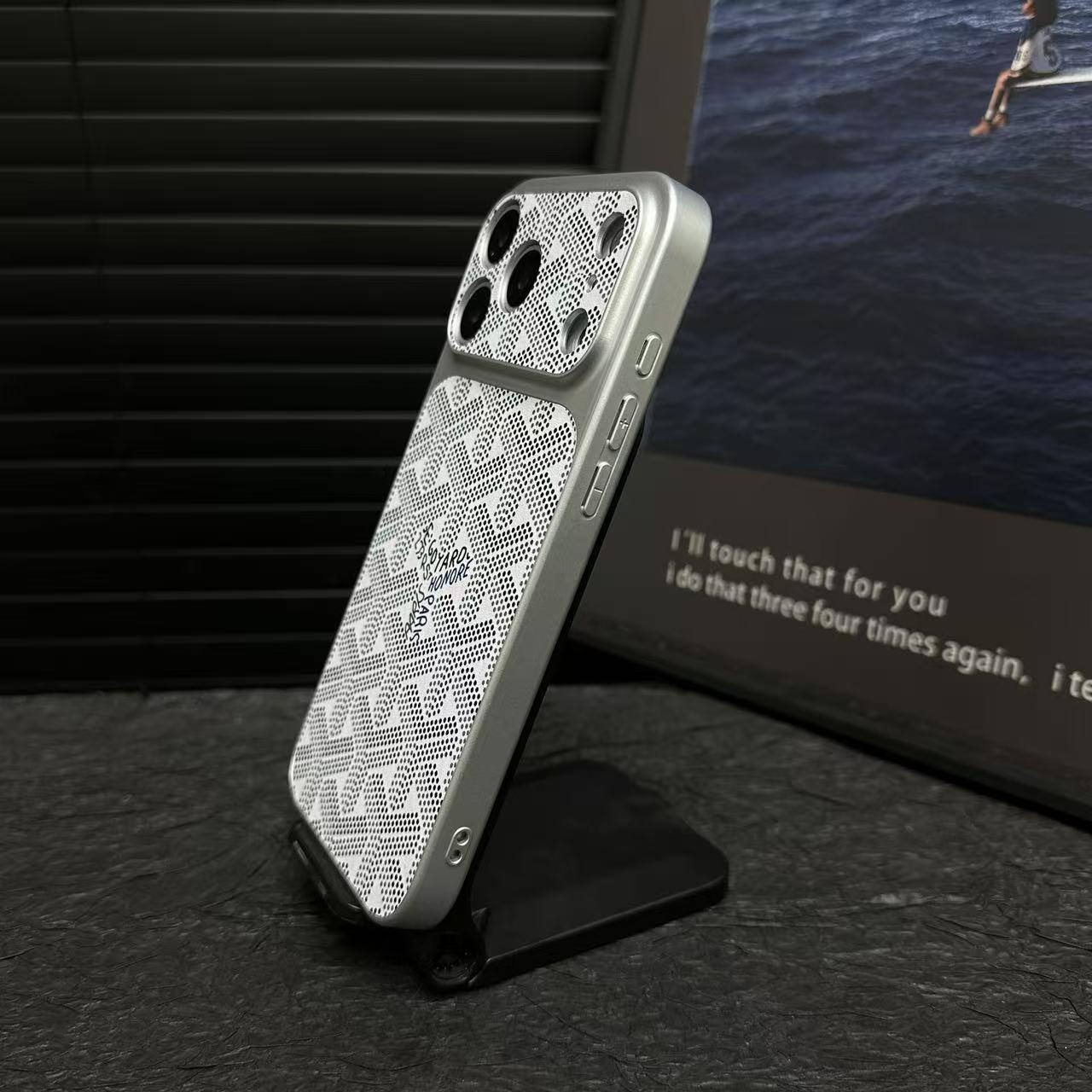 G-Y Κομψή θήκη με ανάγλυφη υφή για iPhone