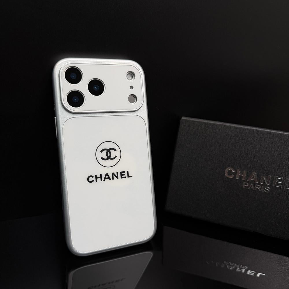 Μινιμαλιστική ματ προστατευτική θήκη για iPhone