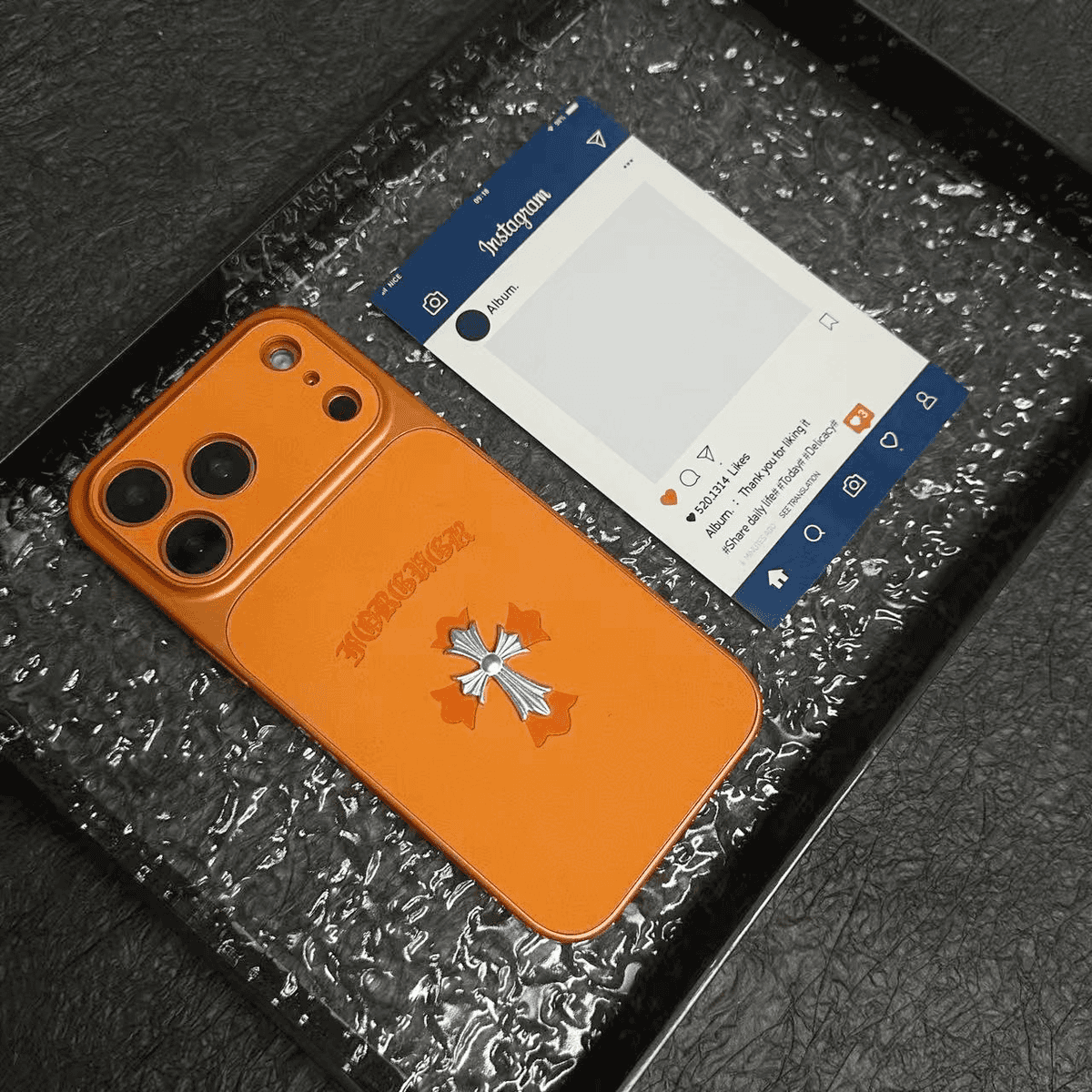 Chrome Hearts 十字皮革 iPhone 手機殼