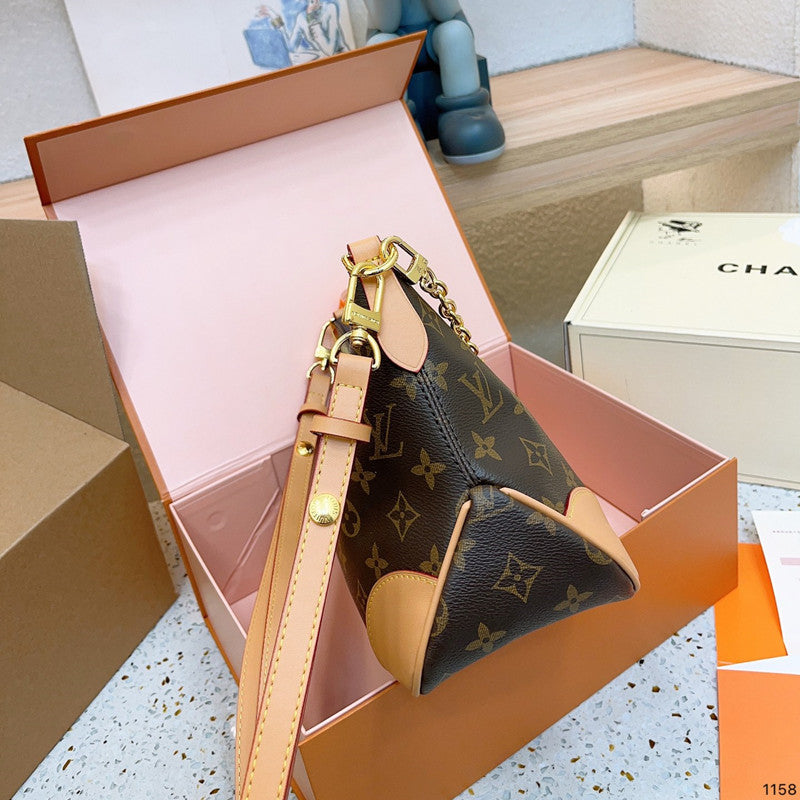 Luxury Bag with Detachable Strap